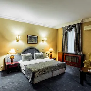 ambassador.hotels-of-almaty.com/